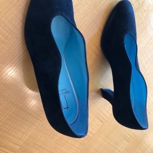 Thierry Rabotin Black suede Pumps..